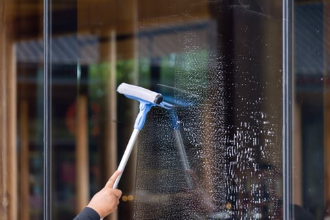 Streak free window cleaning