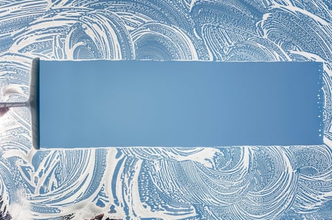 Window cleaning squeegee
